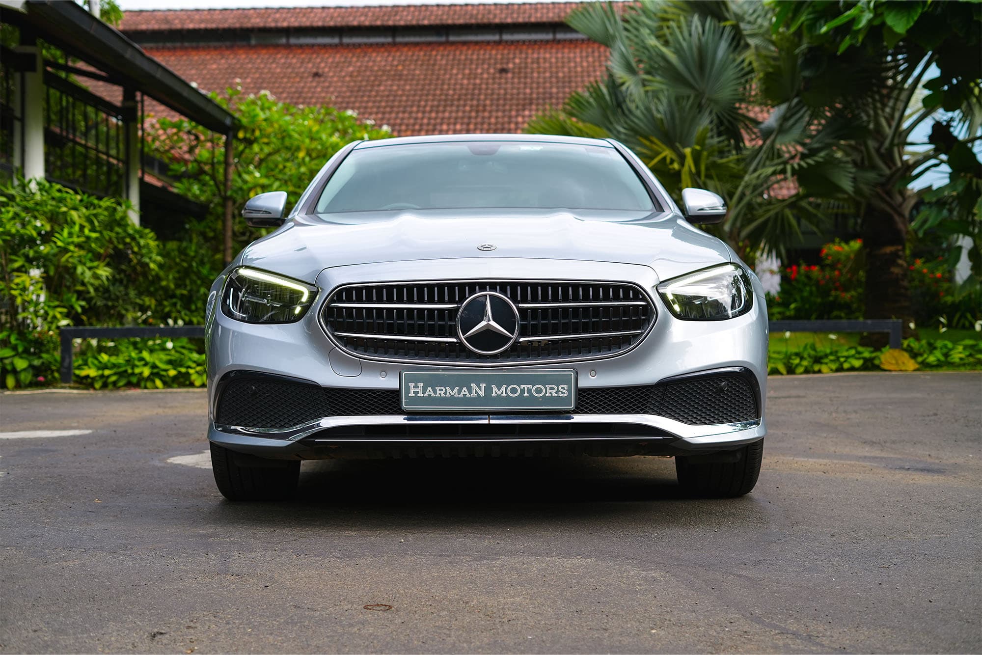 2022 MERCEDES-BENZ E200 — Photo 1