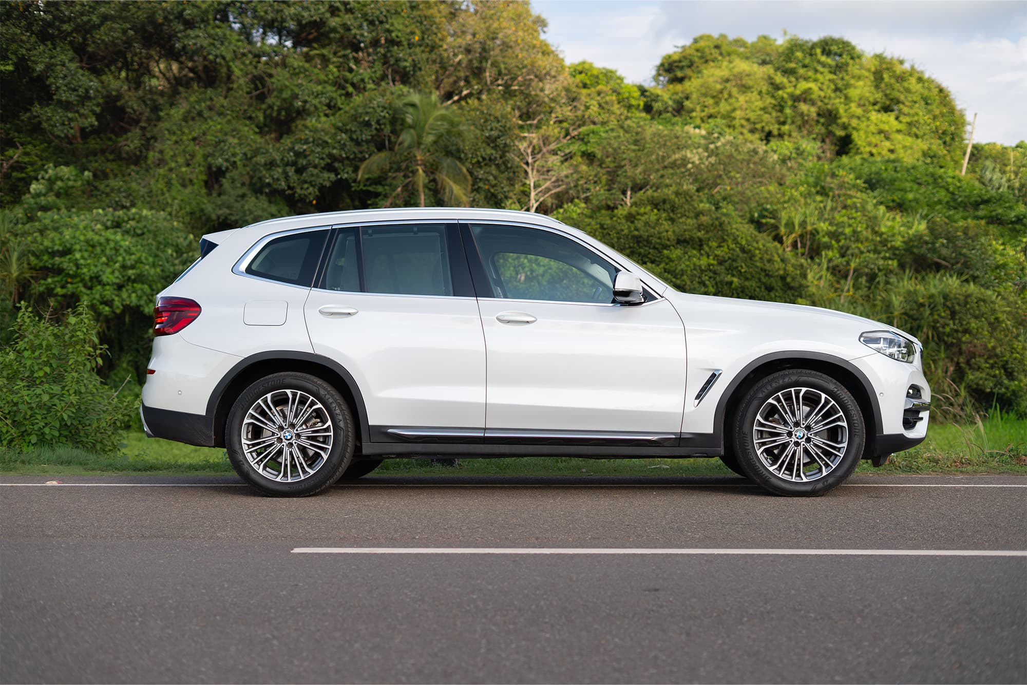 2021 BMW X3 LUXURY LINE — Photo 3