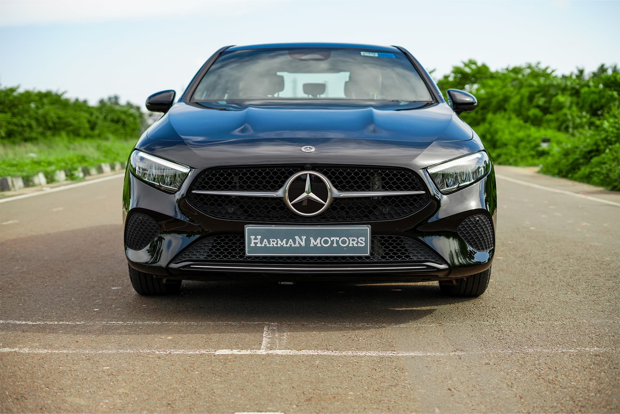 2024 MERCEDES-BENZ A200 LIMOUSINE — Photo 2