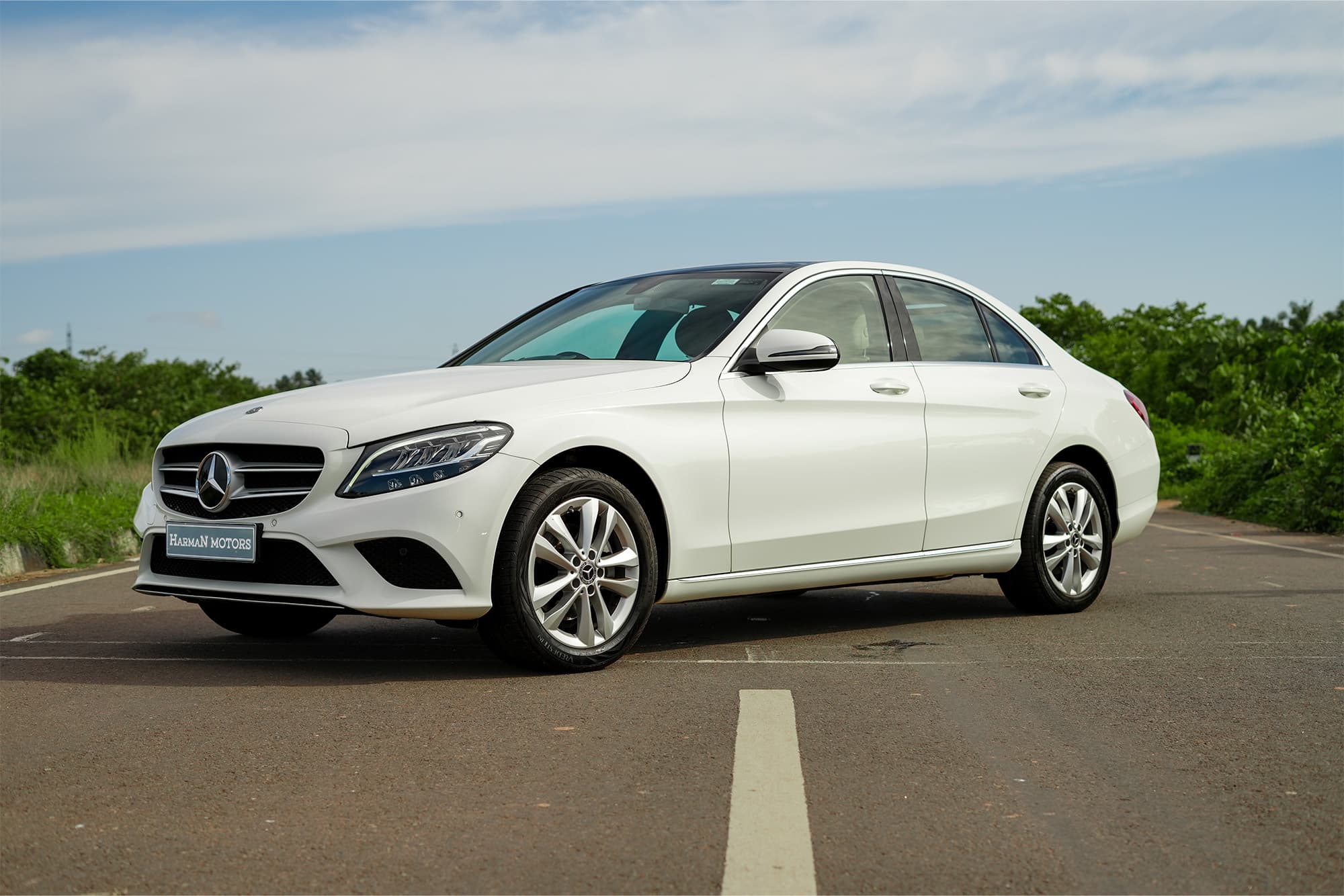 2019 MERCEDES-BENZ C220D — Photo 1