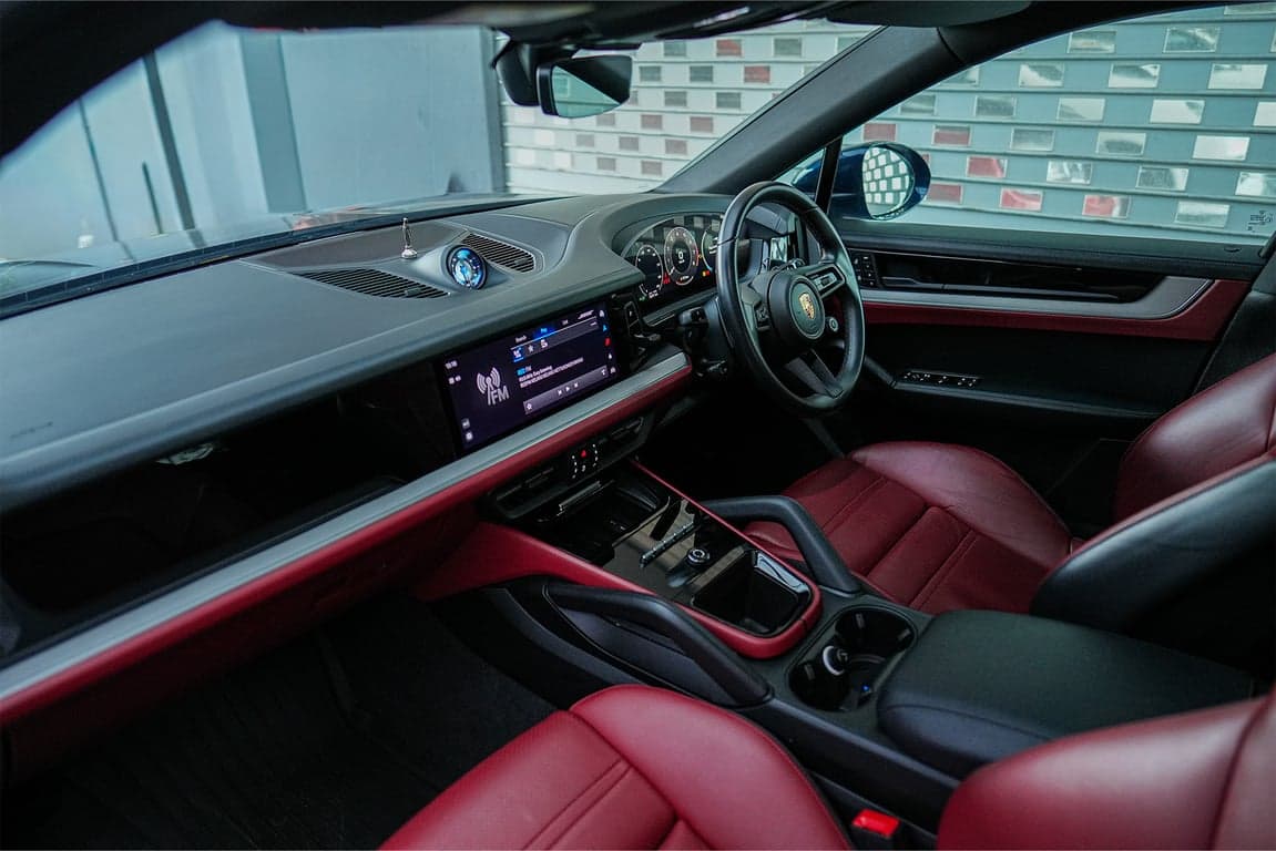 2024 PORSCHE CAYENNE COUPE — Photo 11