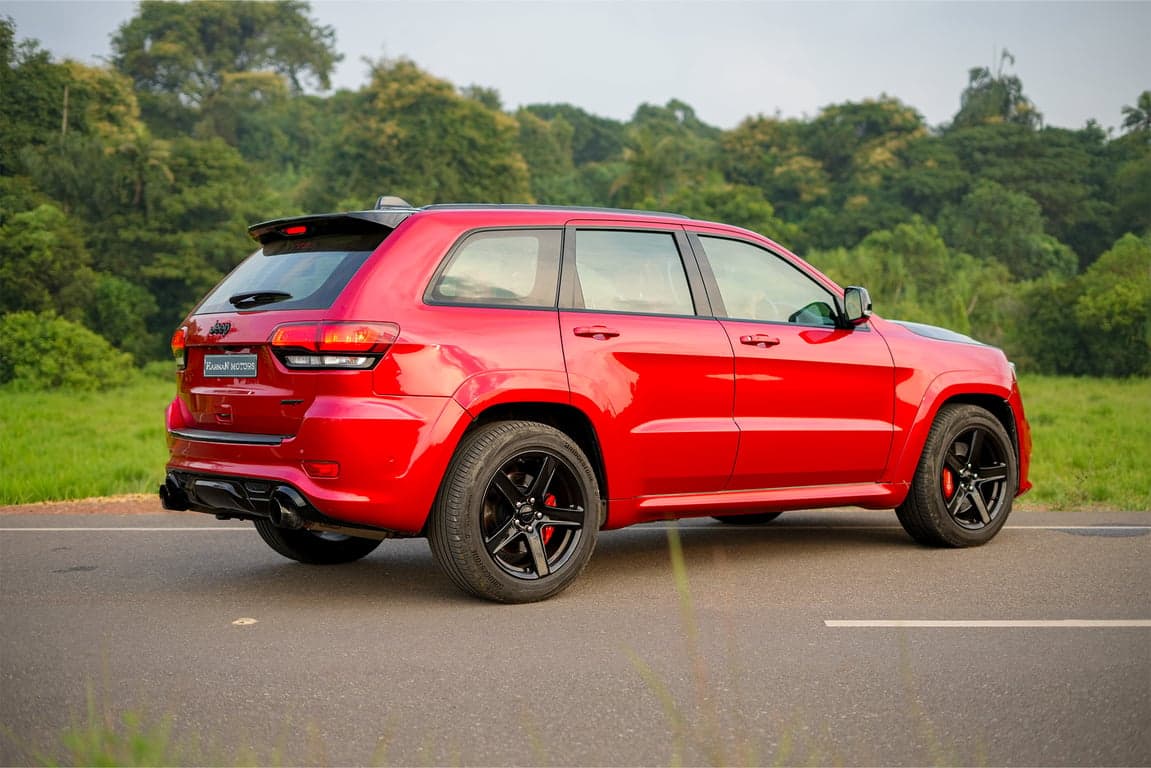2017 JEEP GRAND CHEROKEE SRT 6.4 LITRE — Photo 5