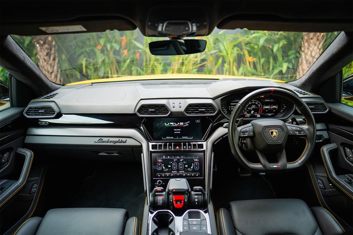 2023 LAMBORGHINI URUS S — Photo 9