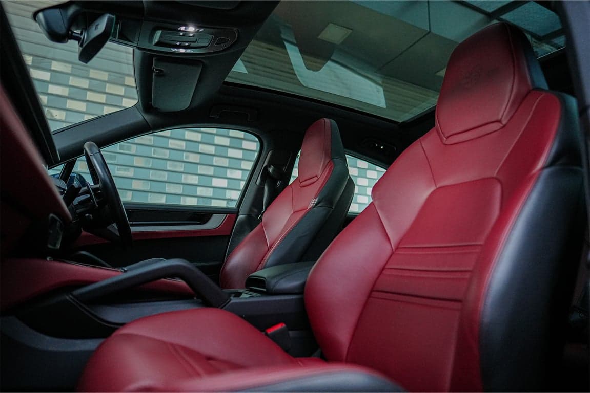 2024 PORSCHE CAYENNE COUPE — Photo 10