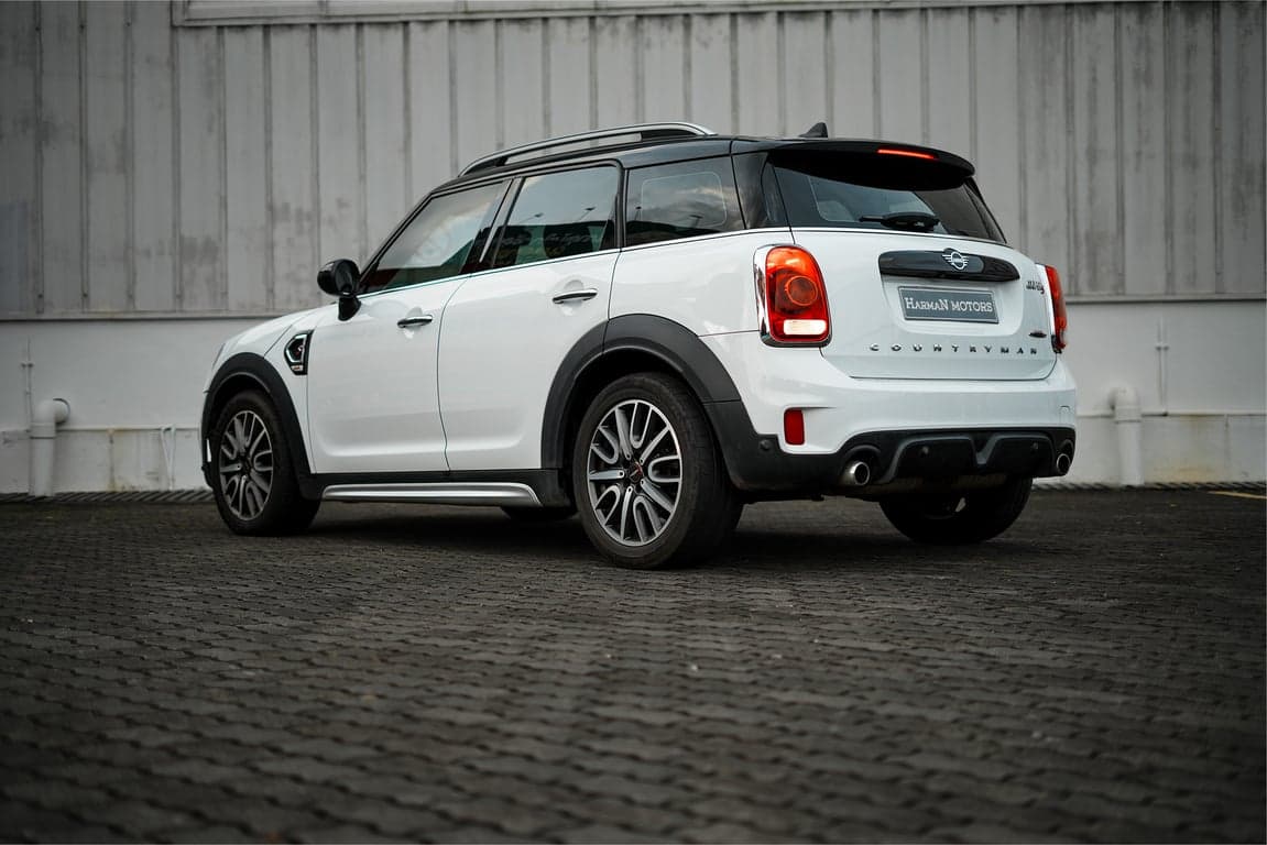 2018 MINI COUNTRYMAN S JCW — Photo 8