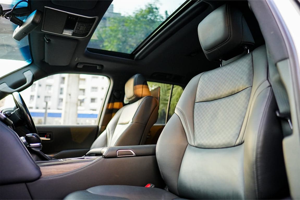 2022 TOYOTA LAND CRUISER 300 ZX — Photo 16