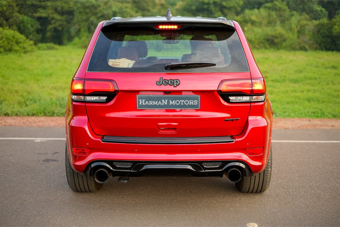 2017 JEEP GRAND CHEROKEE SRT 6.4 LITRE — Photo 4