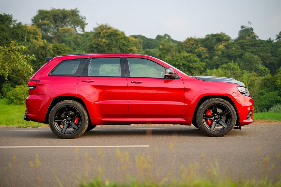 2017 JEEP GRAND CHEROKEE SRT 6.4 LITRE — Photo 7