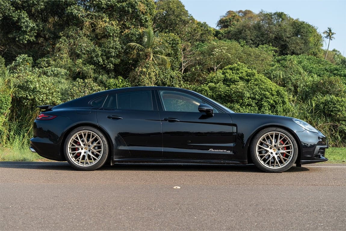 2020 PORSCHE PANAMERA 4 — Photo 14