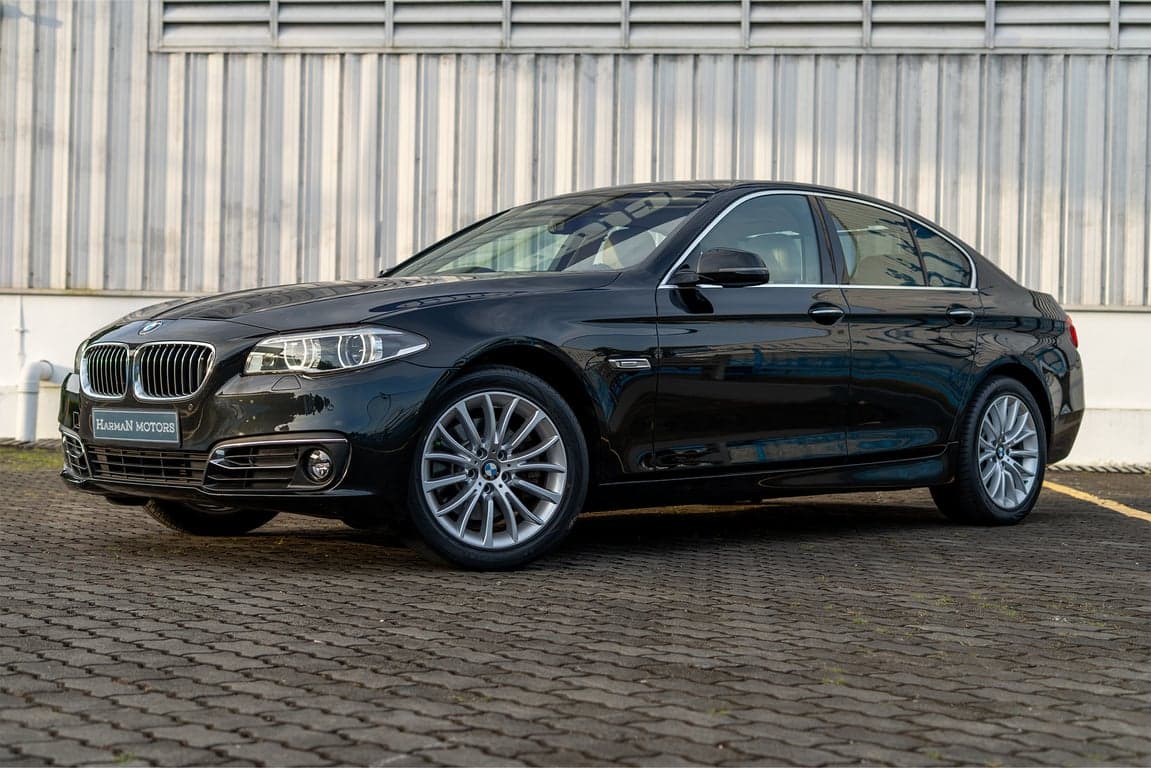2015 BMW 520D — Photo 2