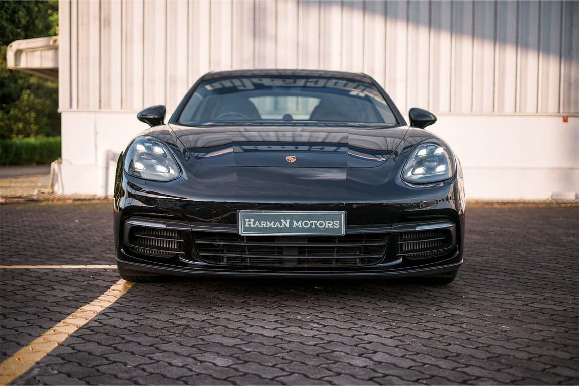 2020 PORSCHE PANAMERA 4 10 YEARS EDITION — Photo 9
