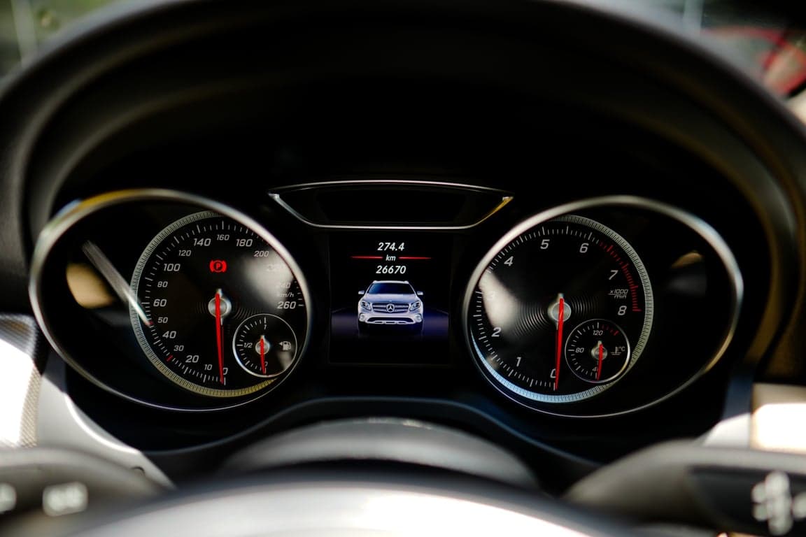 2026 MERCEDES-BENZ GLA 200 — Photo 2