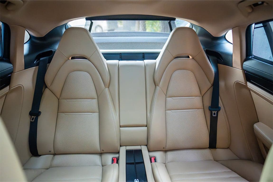 2020 PORSCHE PANAMERA 4 — Photo 10