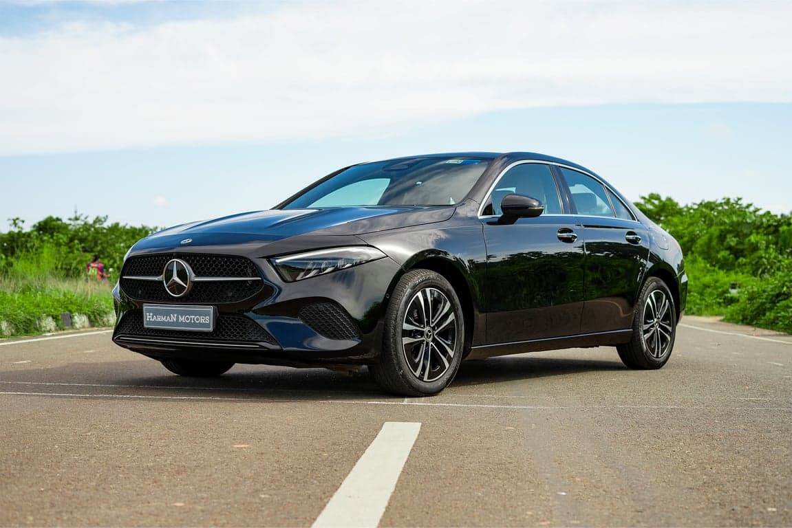 2024 MERCEDES-BENZ A200 LIMOUSINE — Photo 2