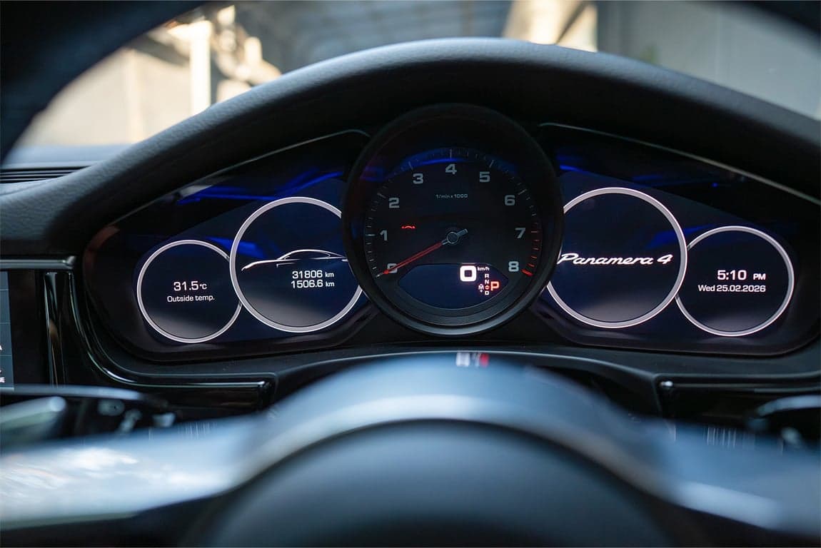 2020 PORSCHE PANAMERA 4 — Photo 5