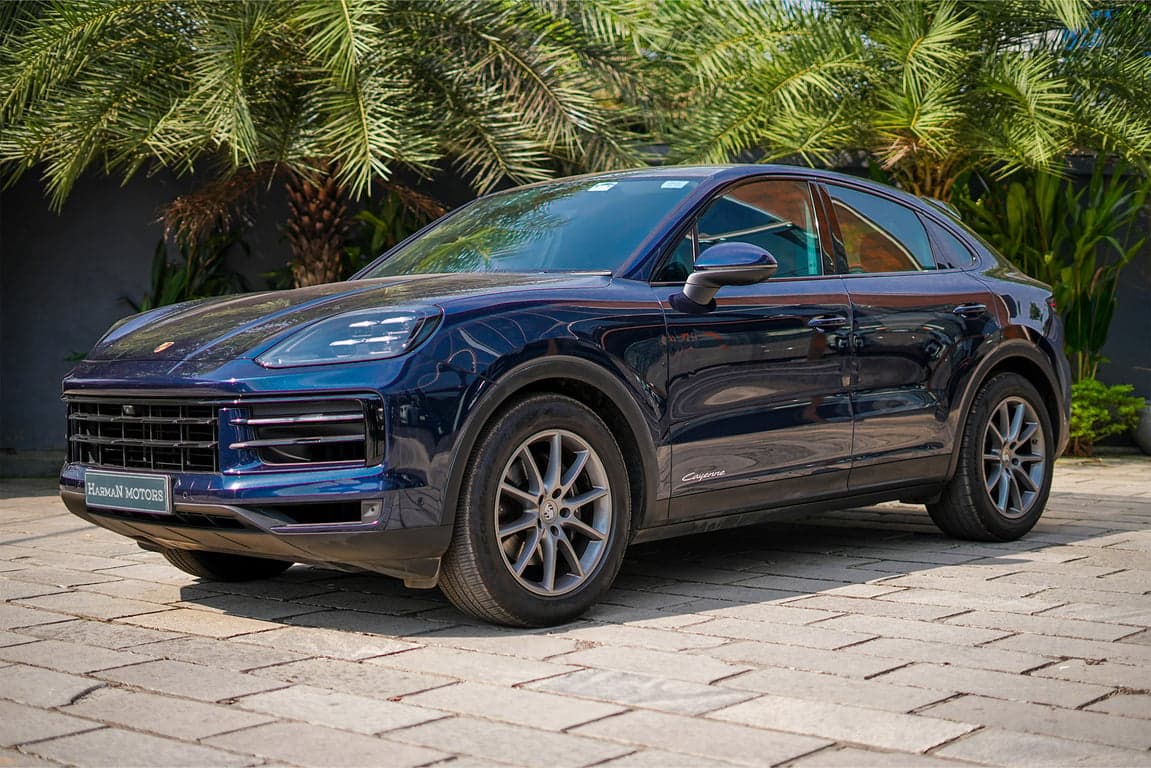 2024 PORSCHE CAYENNE COUPE — Photo 2