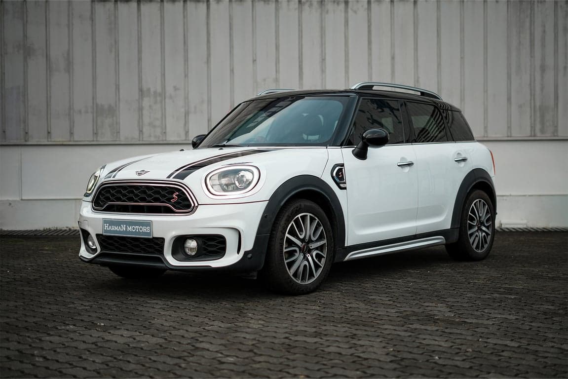 2018 MINI COUNTRYMAN S JCW — Photo 1